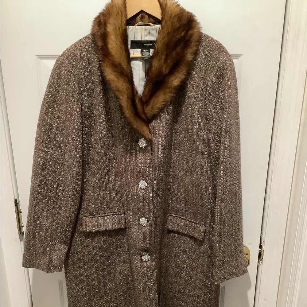 Venezia Women Plus 18W Overcoat Faux Fur Trim Collar Bling Buttons Lined